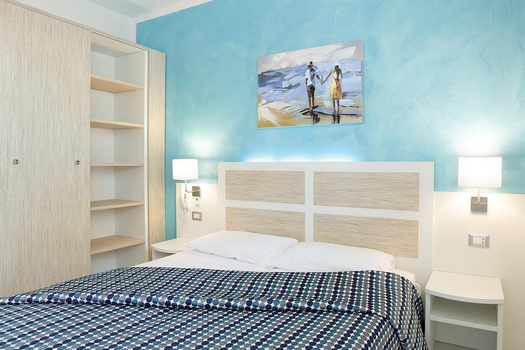 Hotel Hiki 3 Superior Бибионе Экстерьер фото