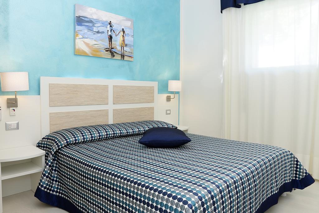 Hotel Hiki 3 Superior Бибионе Экстерьер фото
