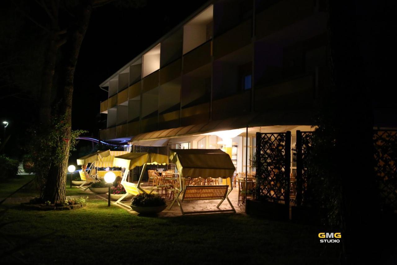 Hotel Hiki 3 Superior Бибионе Экстерьер фото